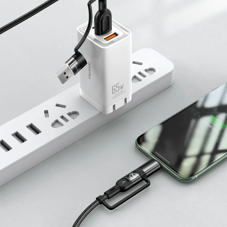 کابل تبدیل USB / USB-C به لایتنینگ / USB-C مک دودو مدل MC-CA-8070 طول 1.2 متر