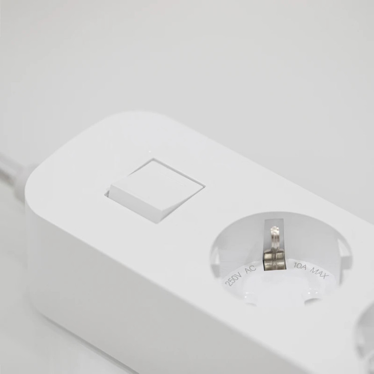 چند راهی برق هادرون P343 با شارژ سریع 30 وات 3 - Gan پریز ارت دار- USB 2 - USB C PD